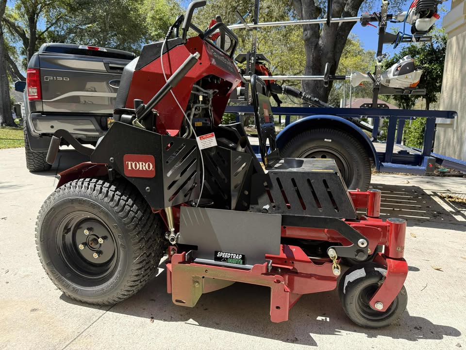 Speedtrap® Chute Blocker Toro® GrandStand® HDM 36"