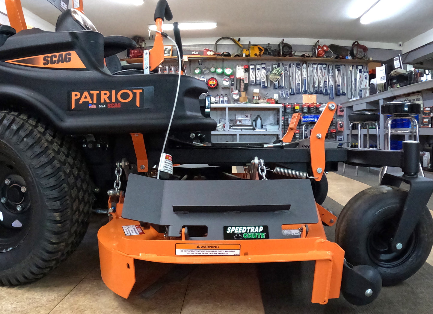 Speedtrap® Chute Blocker Scag® Patriot™ 61"