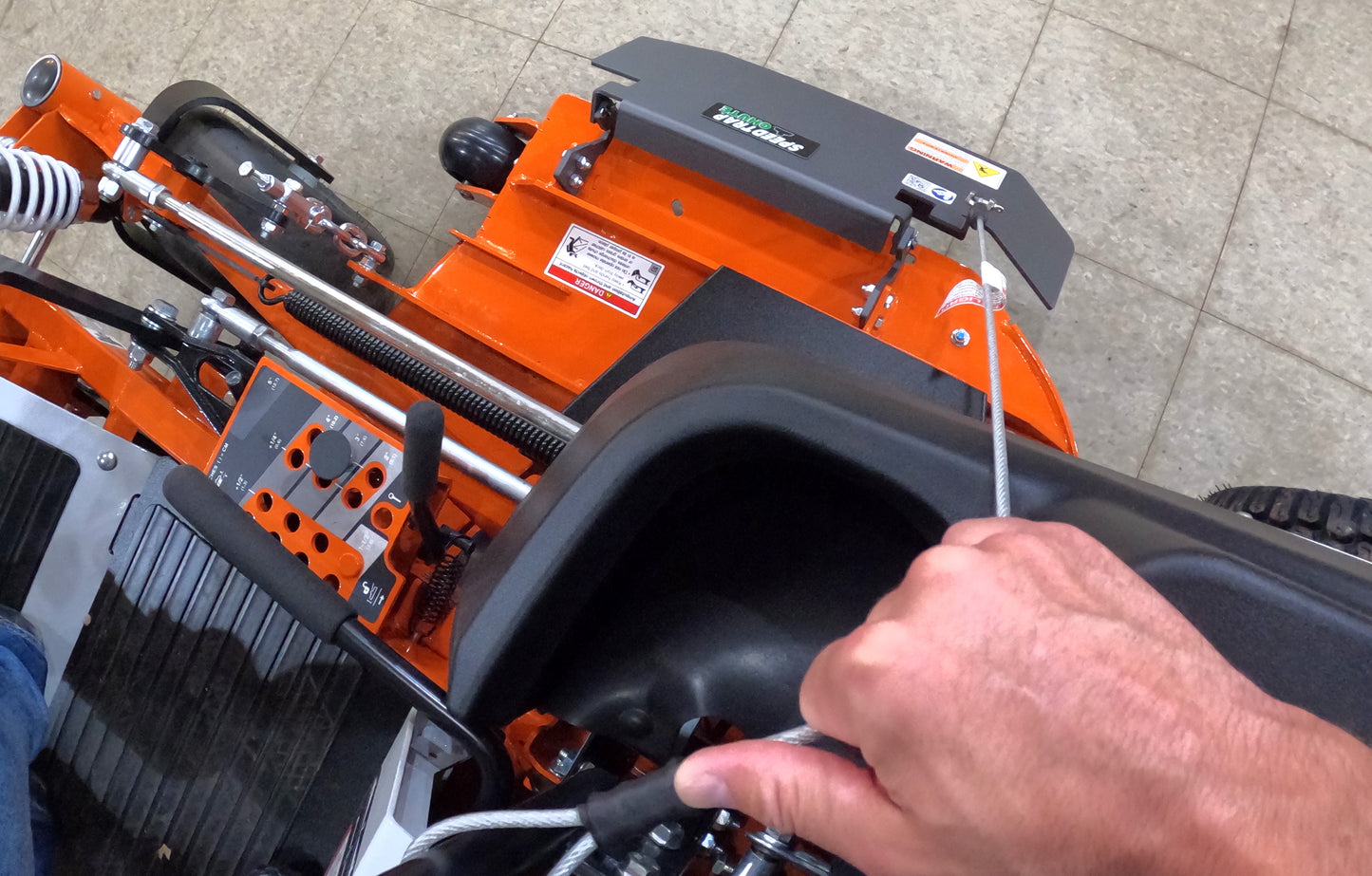 Speedtrap® Chute Blocker STIHL RZ960 60"