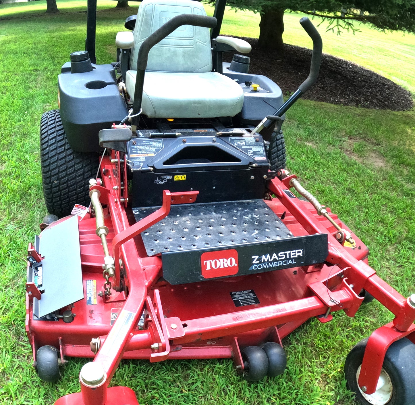 Speedtrap® Chute Blocker Toro® Z Master® Twin Gas Tank Models