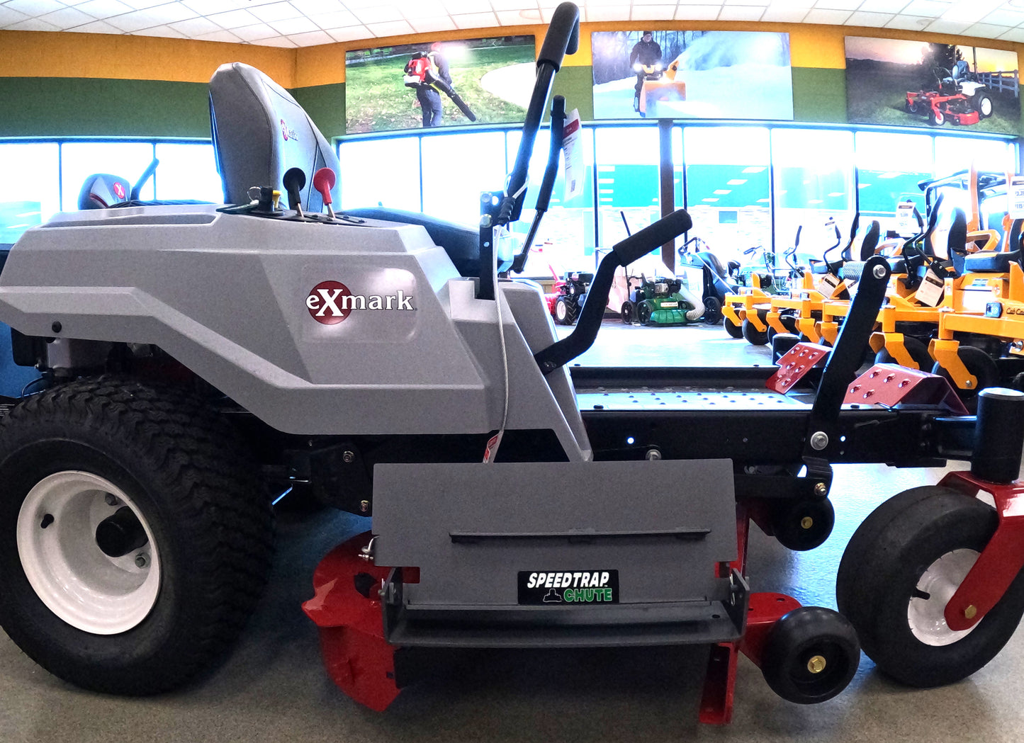 Speedtrap® Chute Blocker Exmark® Quest® E/S Series 50"/54"