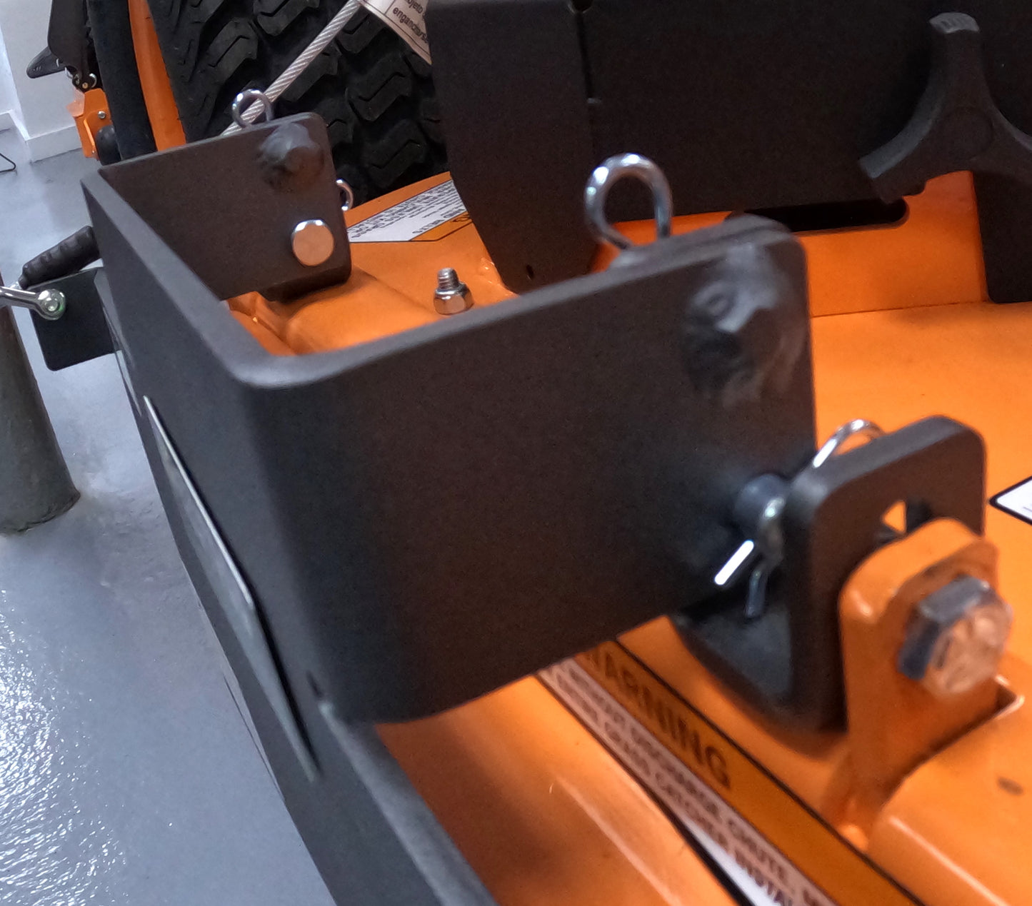 Speedtrap® Chute Blocker Scag® Cheetah 2™ 61" & 72"