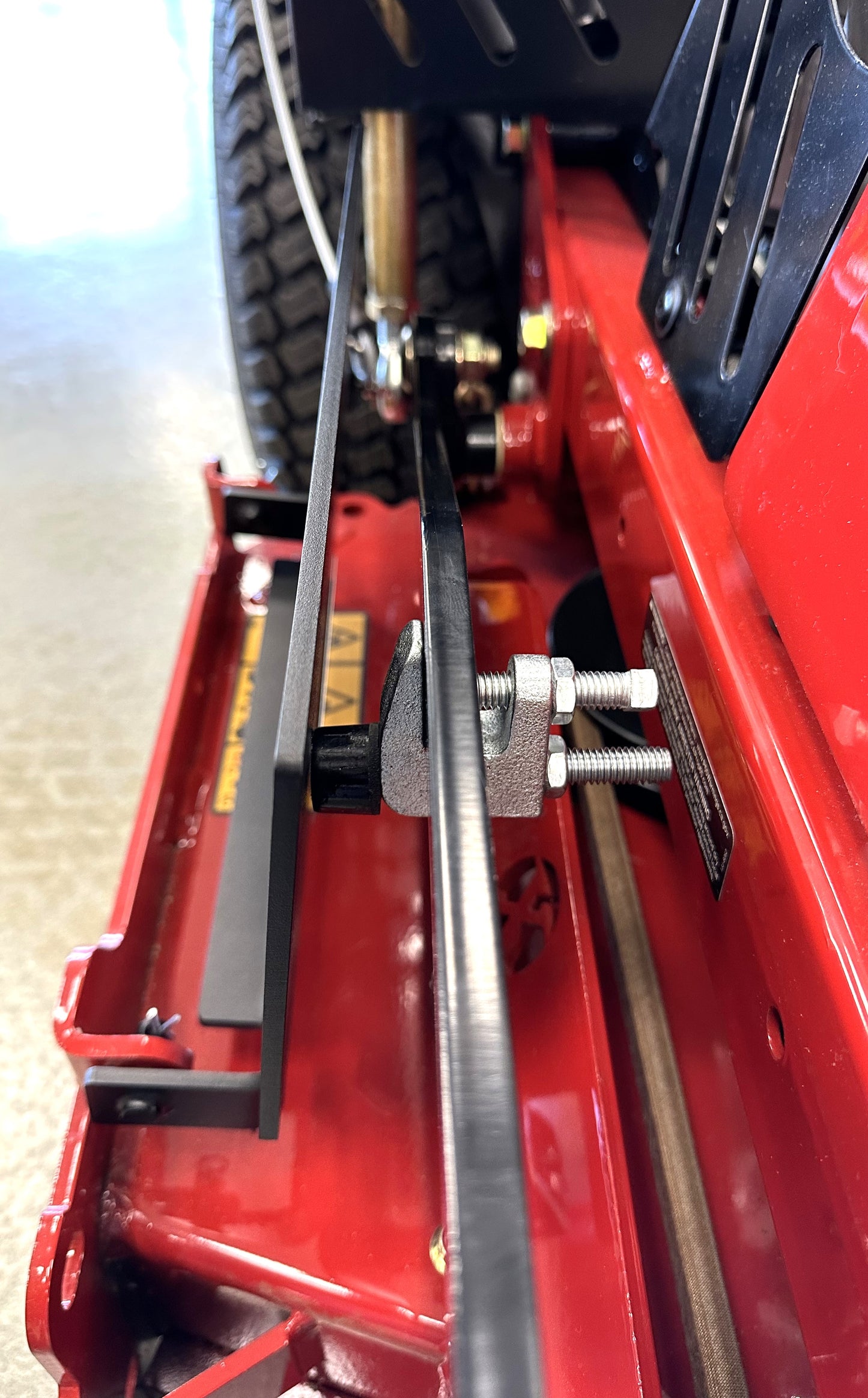 Speedtrap® Chute Blocker Toro® GrandStand® HDM 36"