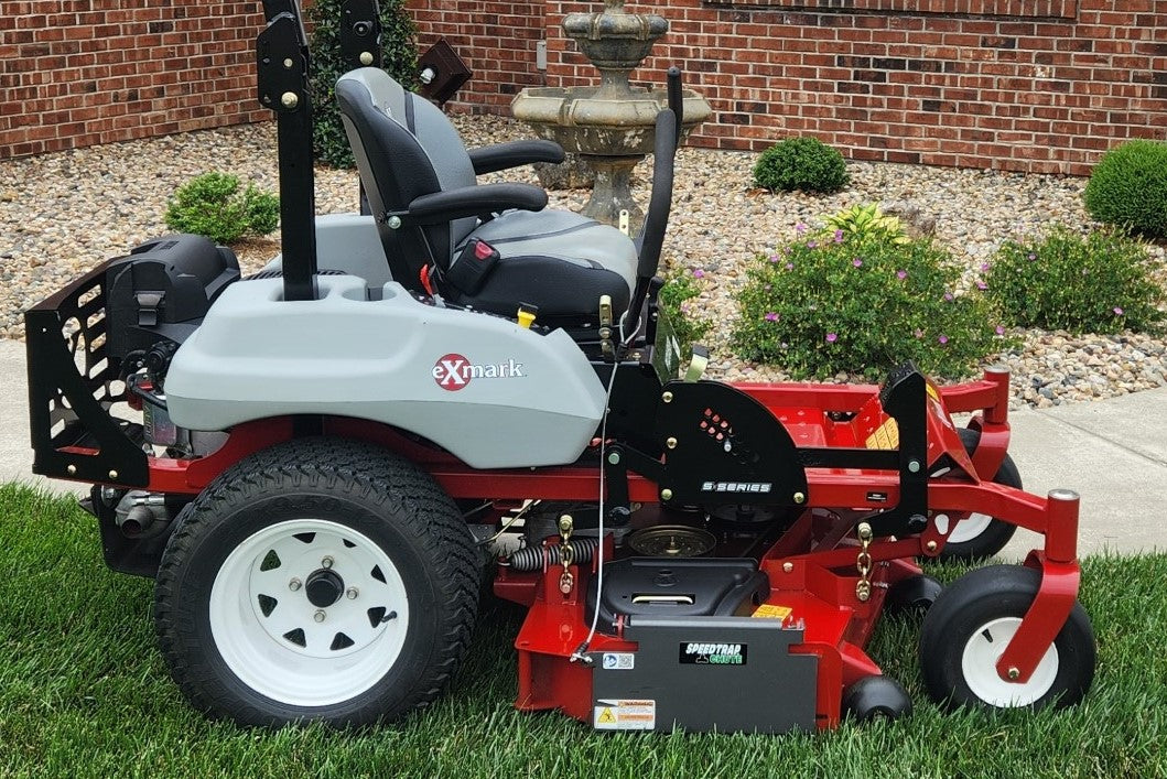 Speedtrap® Chute Blocker Exmark® Pioneer® S Series