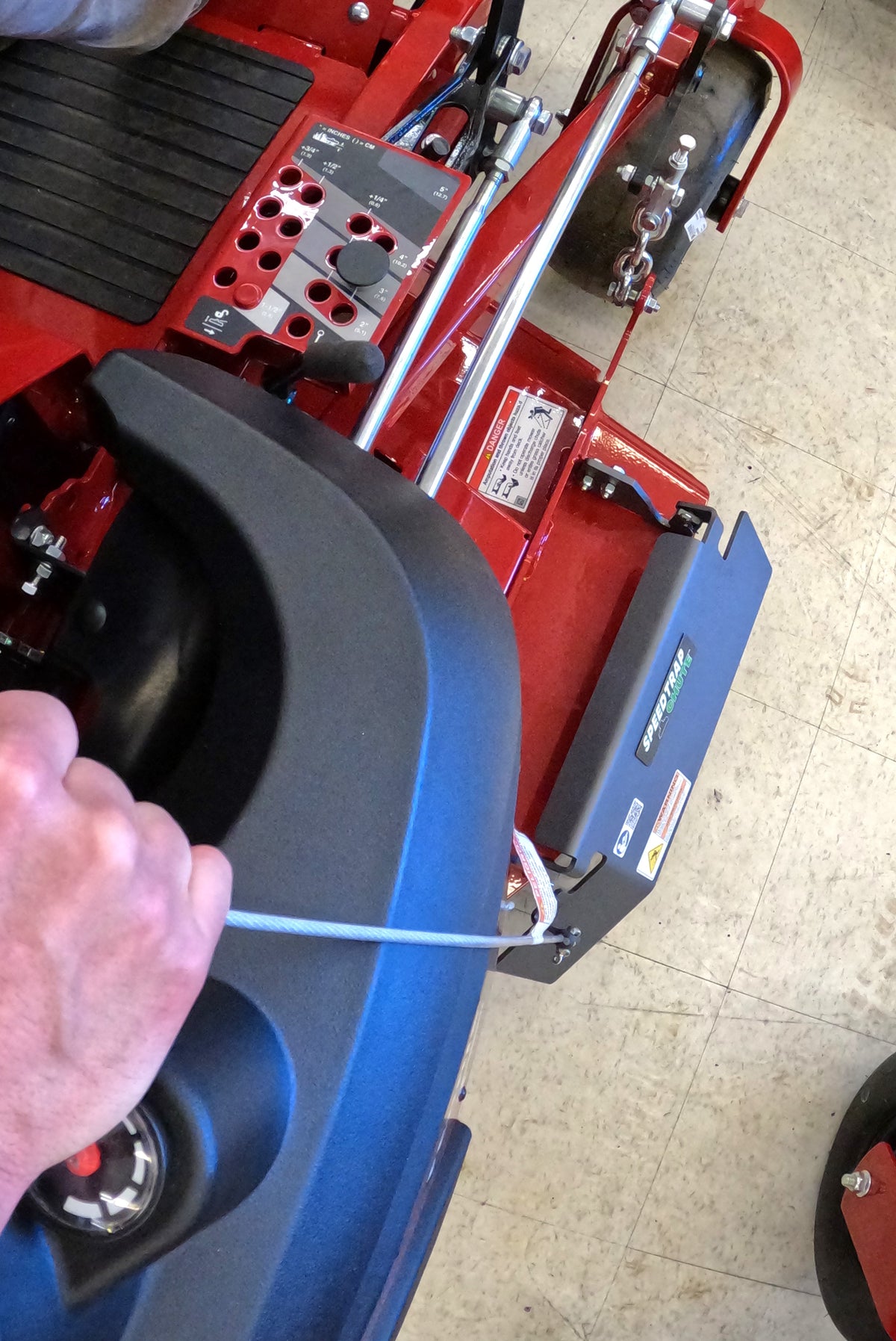 Speedtrap® Chute Blocker Ferris® ISX2200 52