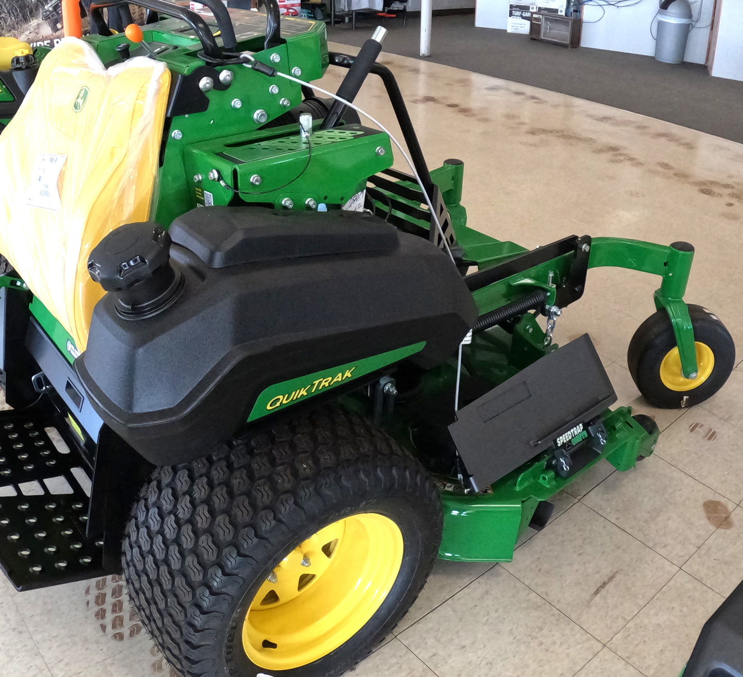 Speedtrap® Chute Blocker John Deere®  Q820M QuikTrak®