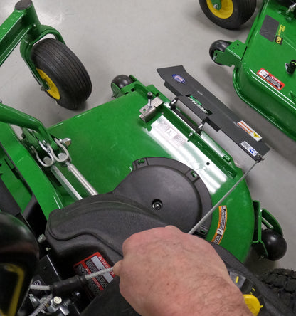 Speedtrap® Chute Blocker John Deere® Z965R Series ZTrak®