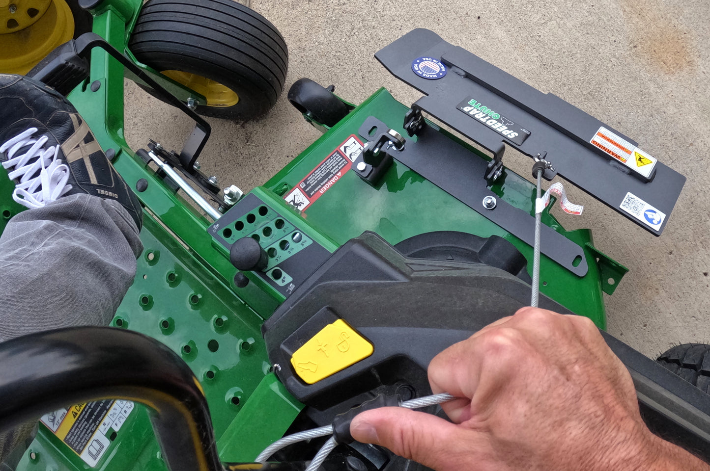 Speedtrap® Chute Blocker John Deere® Z515E ZTrak®