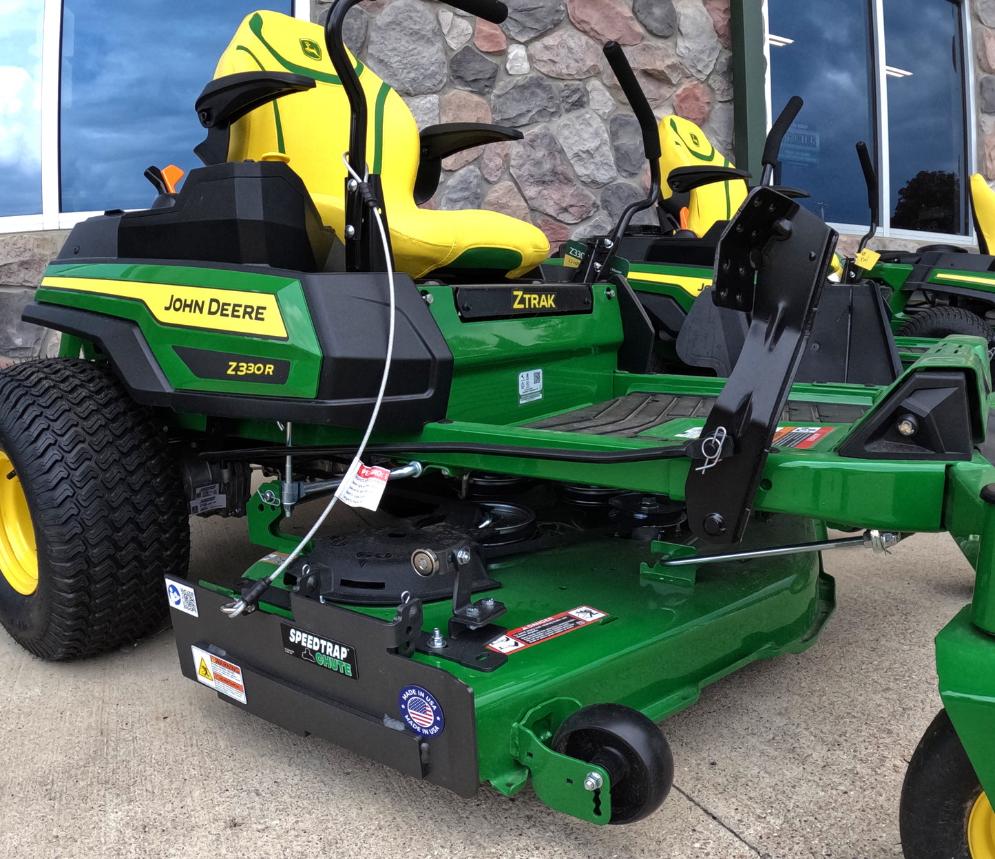 Speedtrap® Chute Blocker John Deere® Z330M ZTrak®