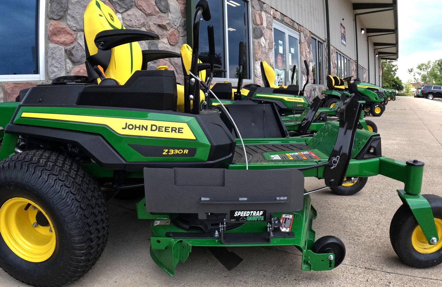 Speedtrap® Chute Blocker John Deere® Z330M ZTrak®
