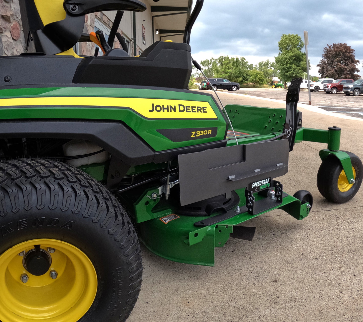 Speedtrap® Chute Blocker John Deere® Z325E ZTrak®