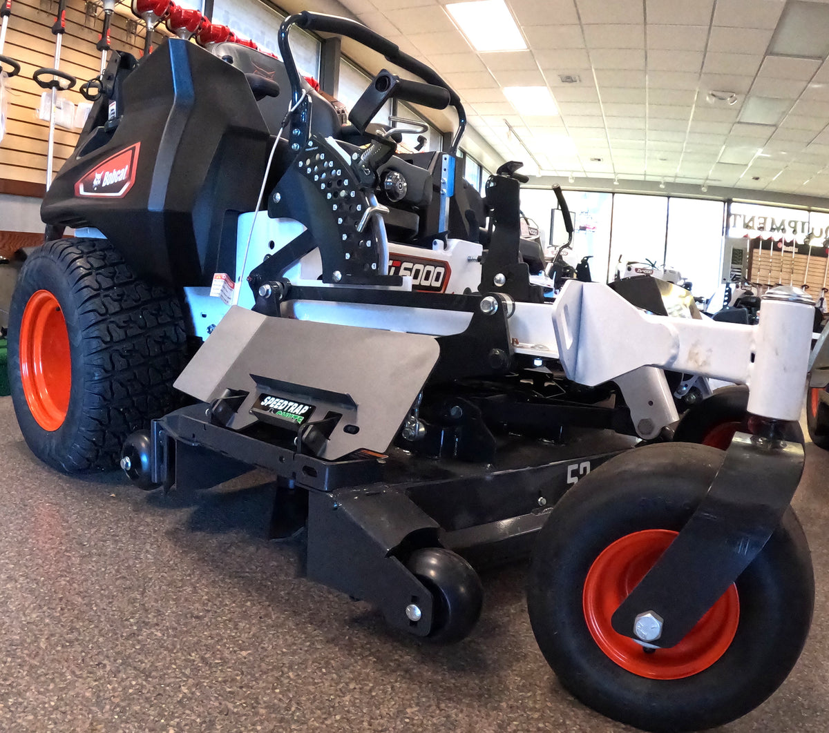 Speedtrap® Chute Blocker Bobcat® ZT7000 61"