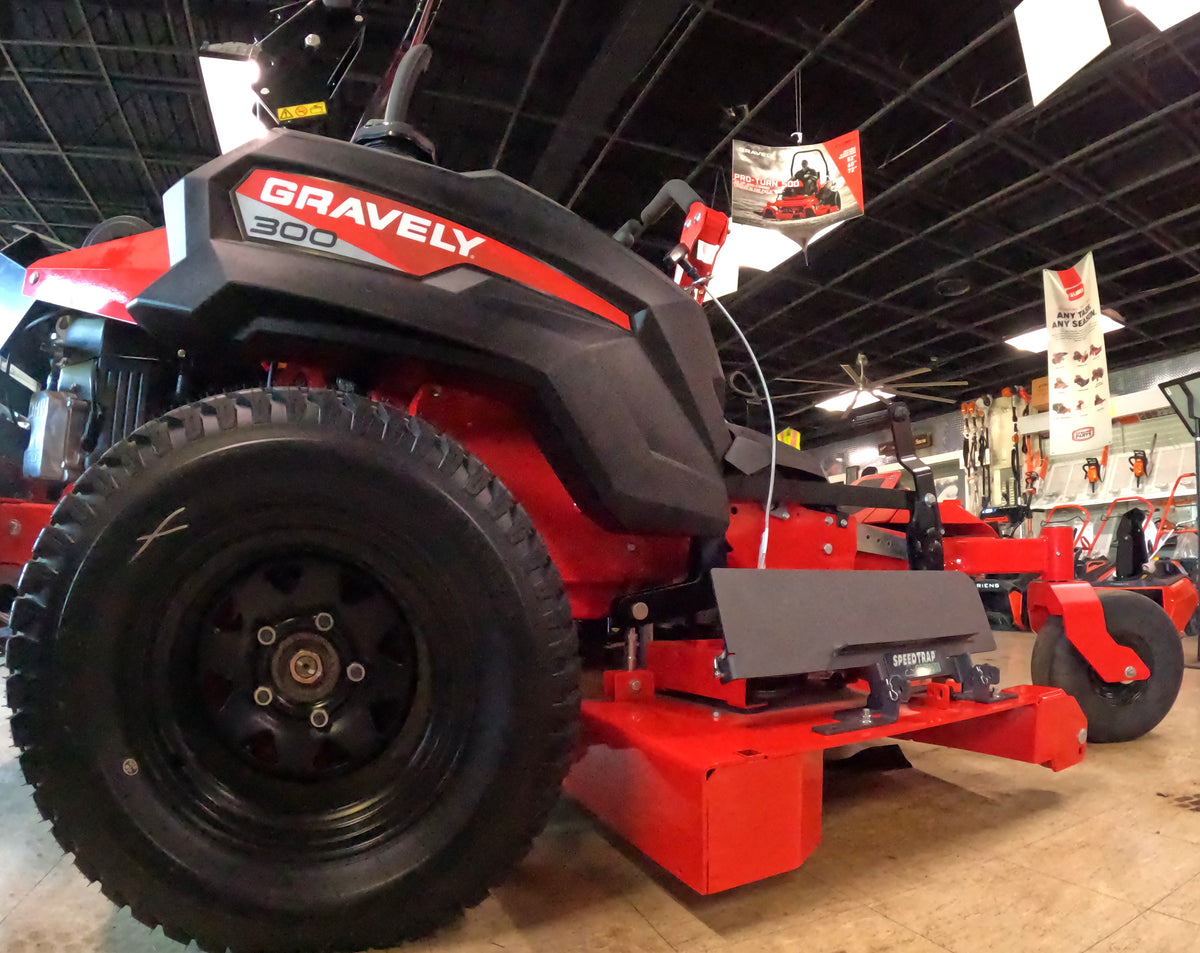 Speedtrap® Chute Blocker Gravely® Pro Turn® 300