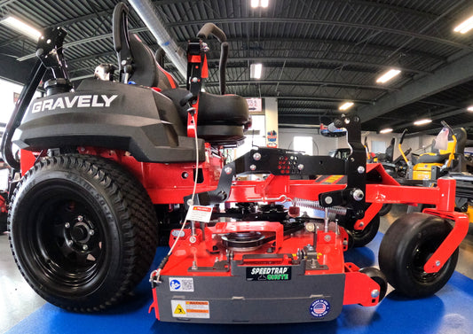 Speedtrap® Chute Blocker Gravely® Pro Turn® 200