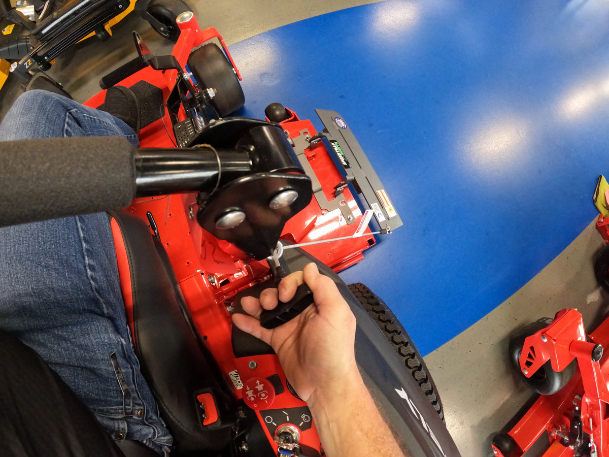 Speedtrap® Chute Blocker Gravely® Pro Turn® 200