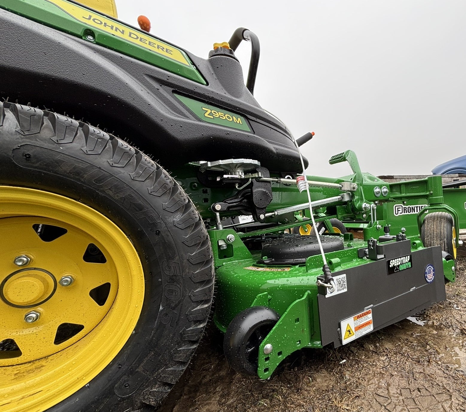 Speedtrap® Chute Blocker John Deere® Z950M Series ZTrak