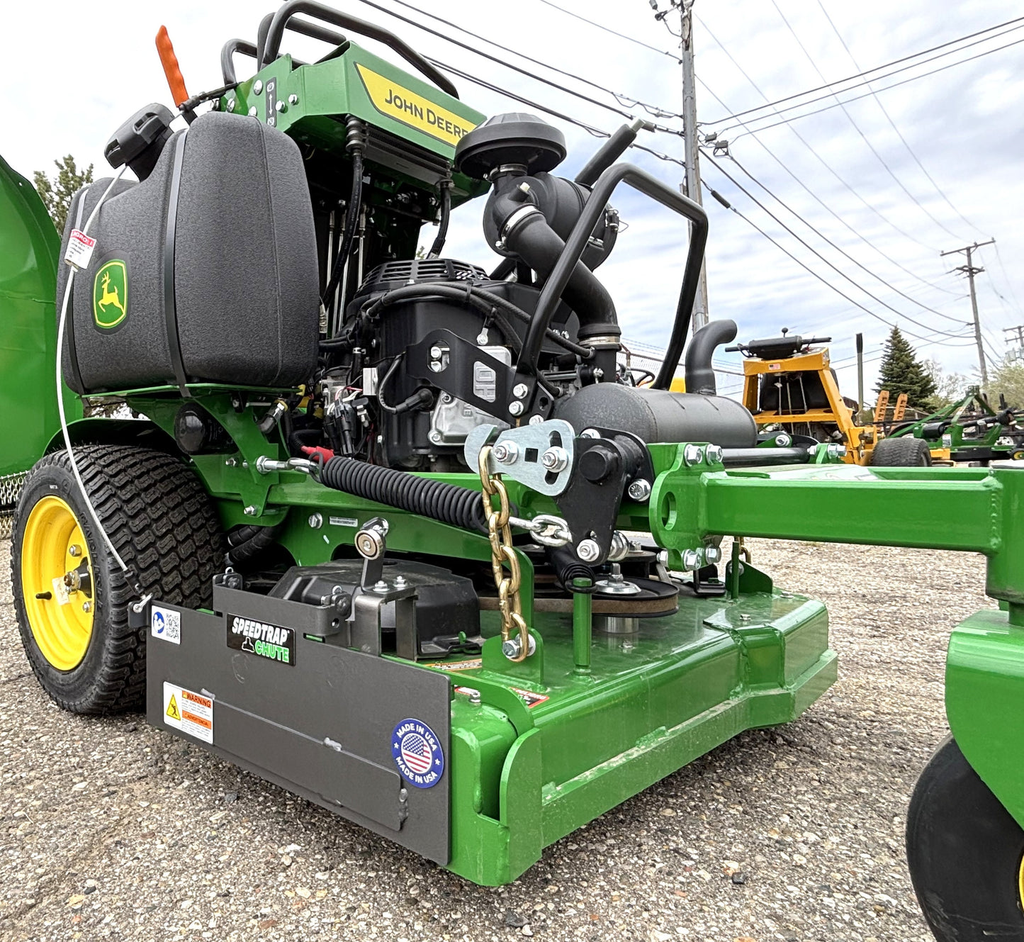 Speedtrap® Chute Blocker John Deere® 636M QuikTrak®